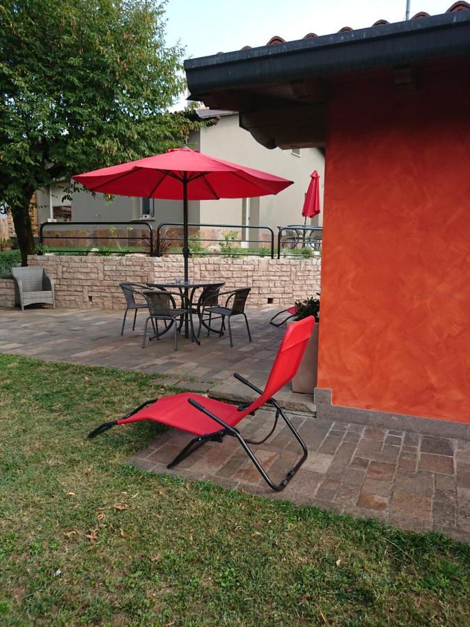 Ferienwohnung Il Carpino Bianco Bilocale Puegnago sul Garda Exterior foto