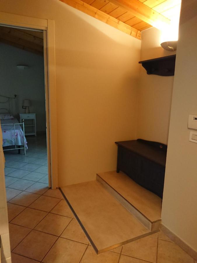 Ferienwohnung Il Carpino Bianco Bilocale Puegnago sul Garda Exterior foto